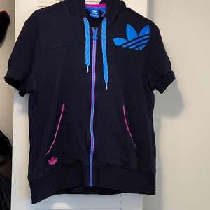 Adidas short sleeve hoodie 🔥